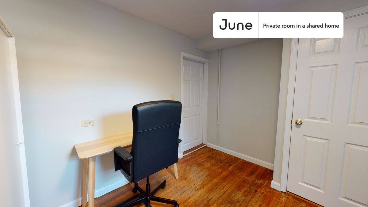 Apartment for rent at 14-18 Bacon St #A, Newton, MA 02458