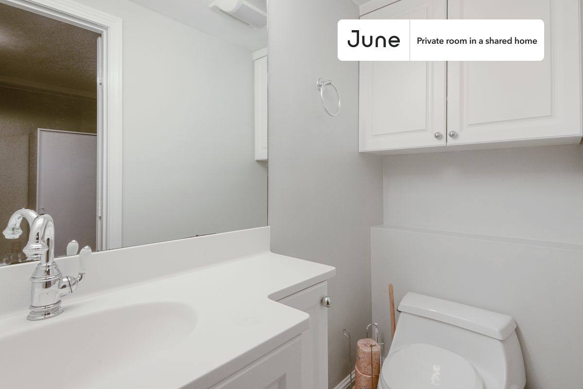 Apartment for rent at 14-18 Bacon St #A, Newton, MA 02458