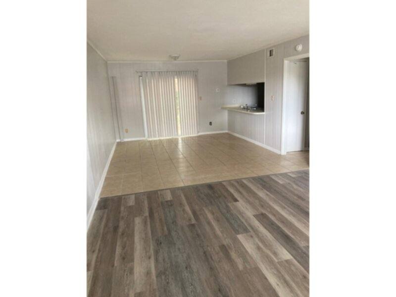 Townhouse for rent at 8487 Old Spanish Trail Rd, Pensacola, FL 32514