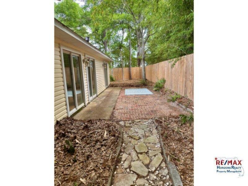 House for rent at 9837 Mobile Highway, Pensacola, FL 32526