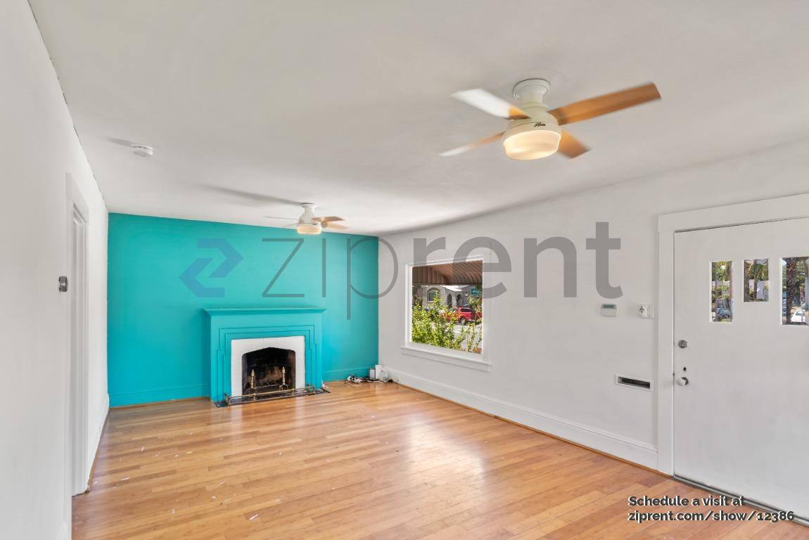 House for rent at 2600 Havenscourt Blvd, Oakland, CA 94605