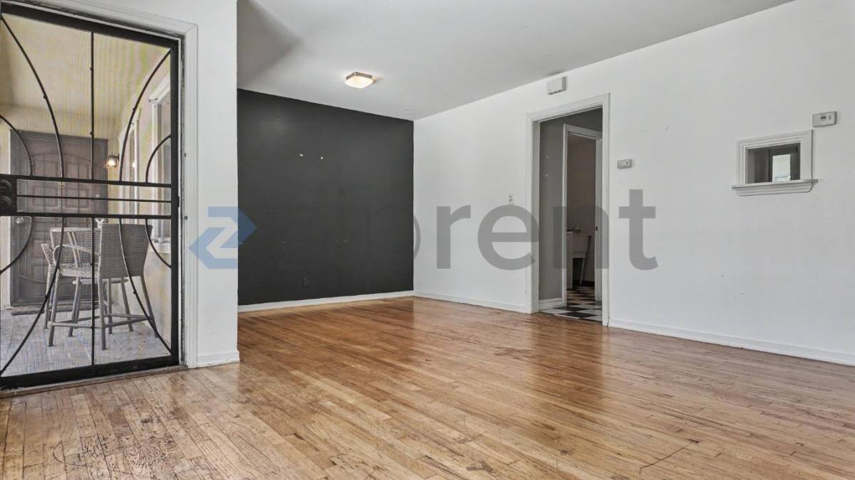 House for rent at 2727 57th St #1, Sacramento, CA 95817