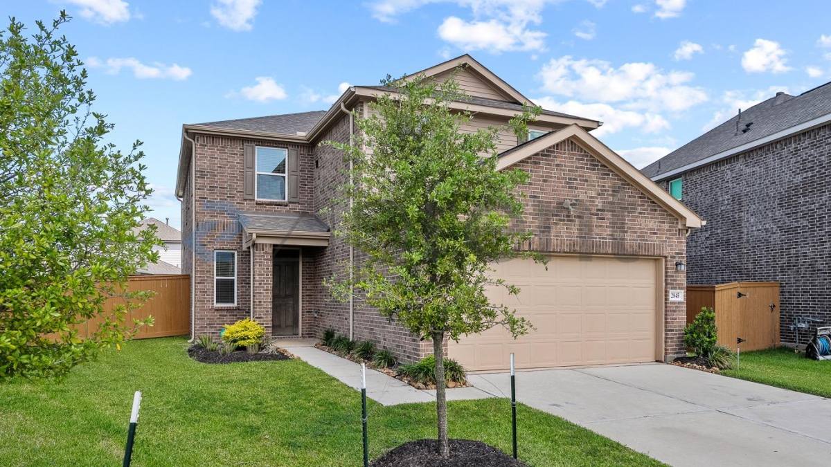 House for rent at 2845 Shimmer Edge Dr, Katy, TX 77493