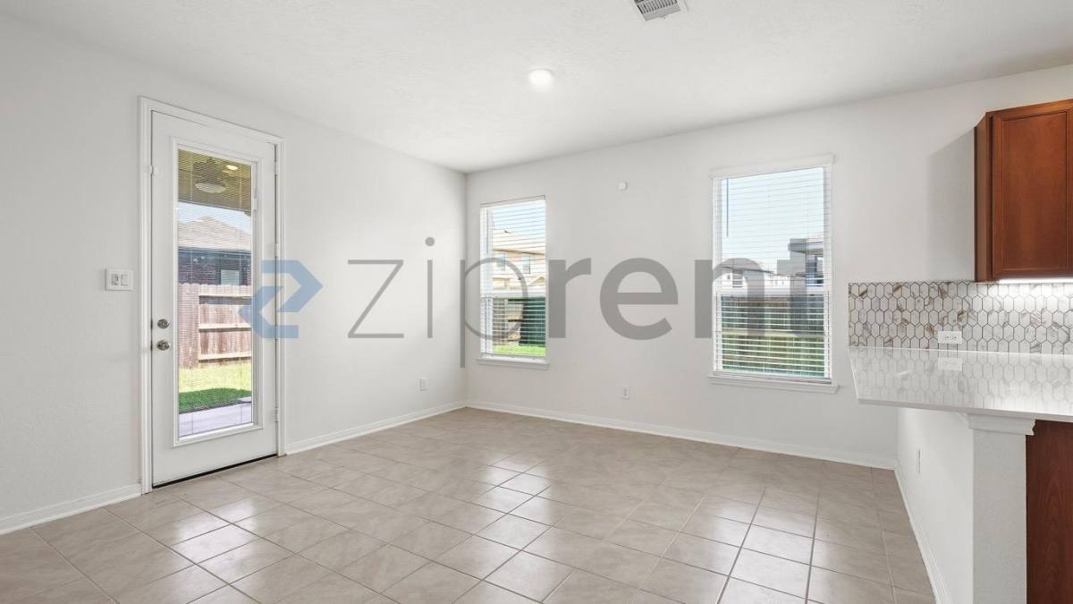 House for rent at 2845 Shimmer Edge Dr, Katy, TX 77493