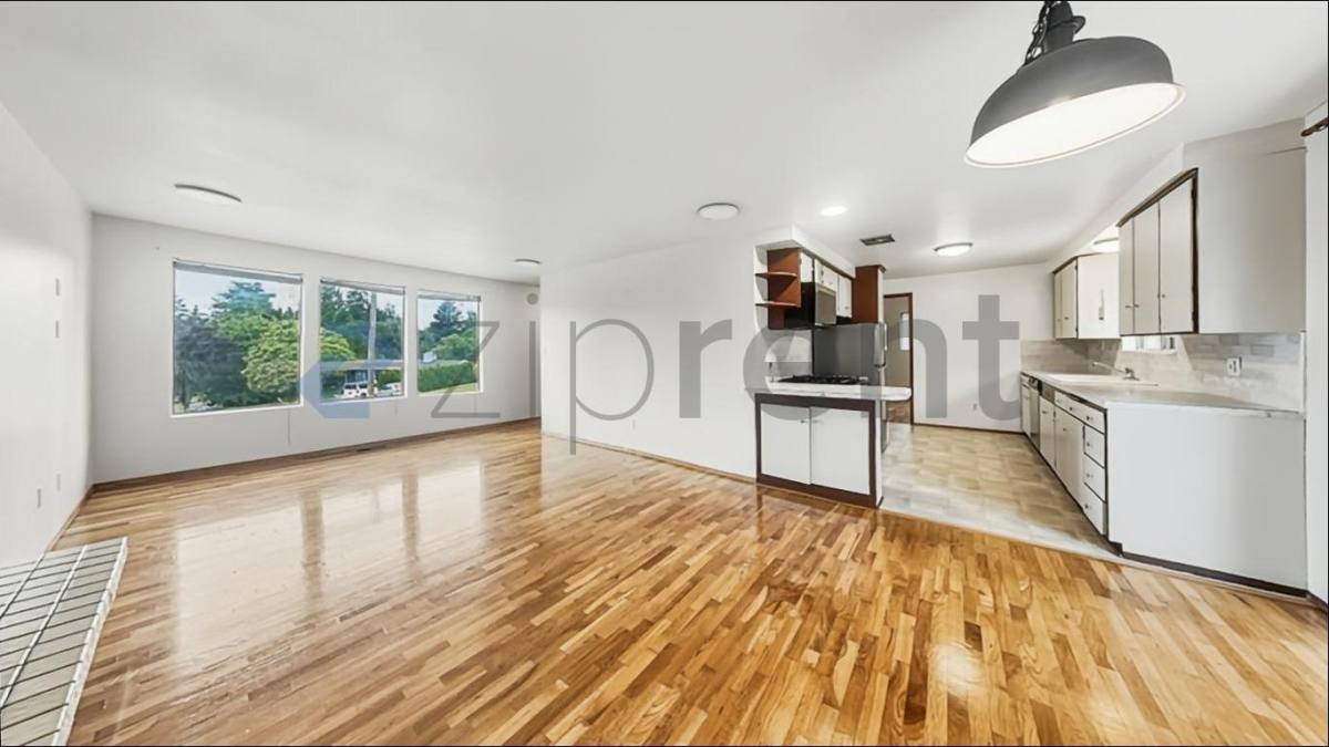 House for rent at 20012 101st Place NE, Bothell, WA 98011