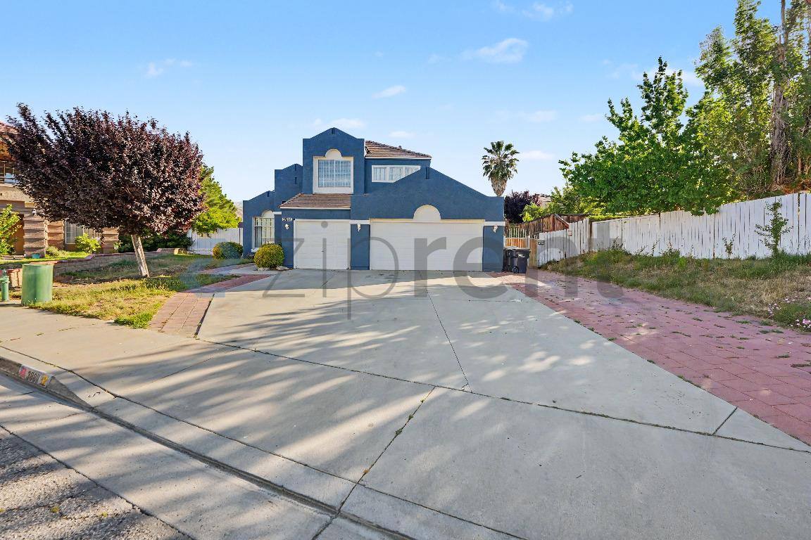 House for rent at 38811 Elder Creek Court #1, Palmdale, CA 93551
