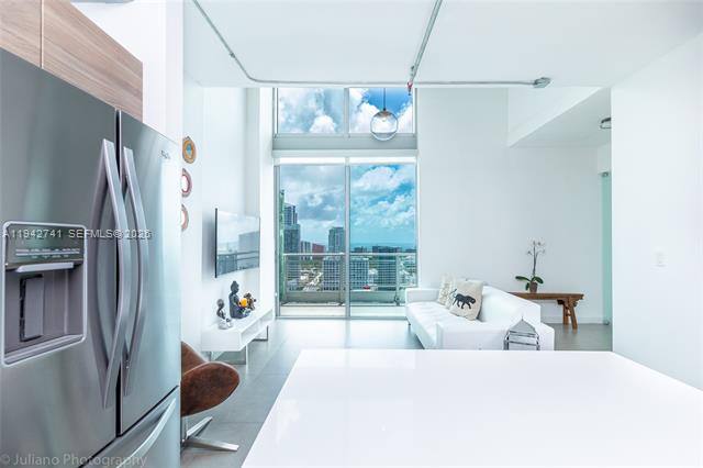 Apartment for rent at 690 SW 1st Court #PHI17, Miami, FL 33130