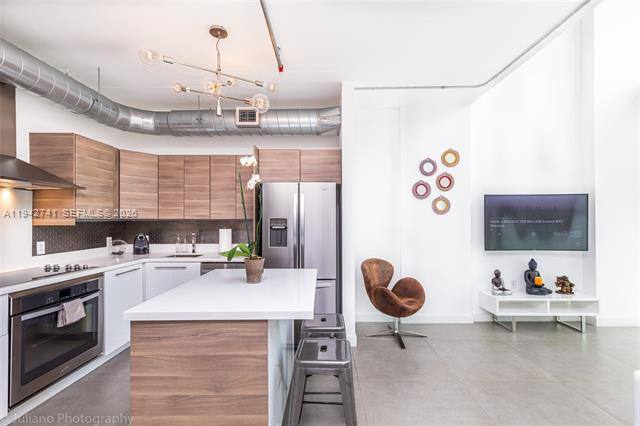 Apartment for rent at 690 SW 1st Court #PHI17, Miami, FL 33130