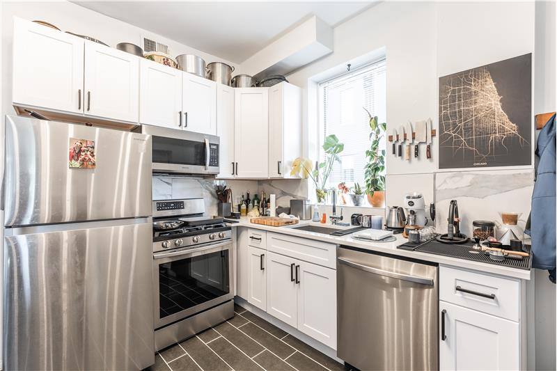 Apartment for rent at 2732 W Chicago #3, Chicago, IL 60622
