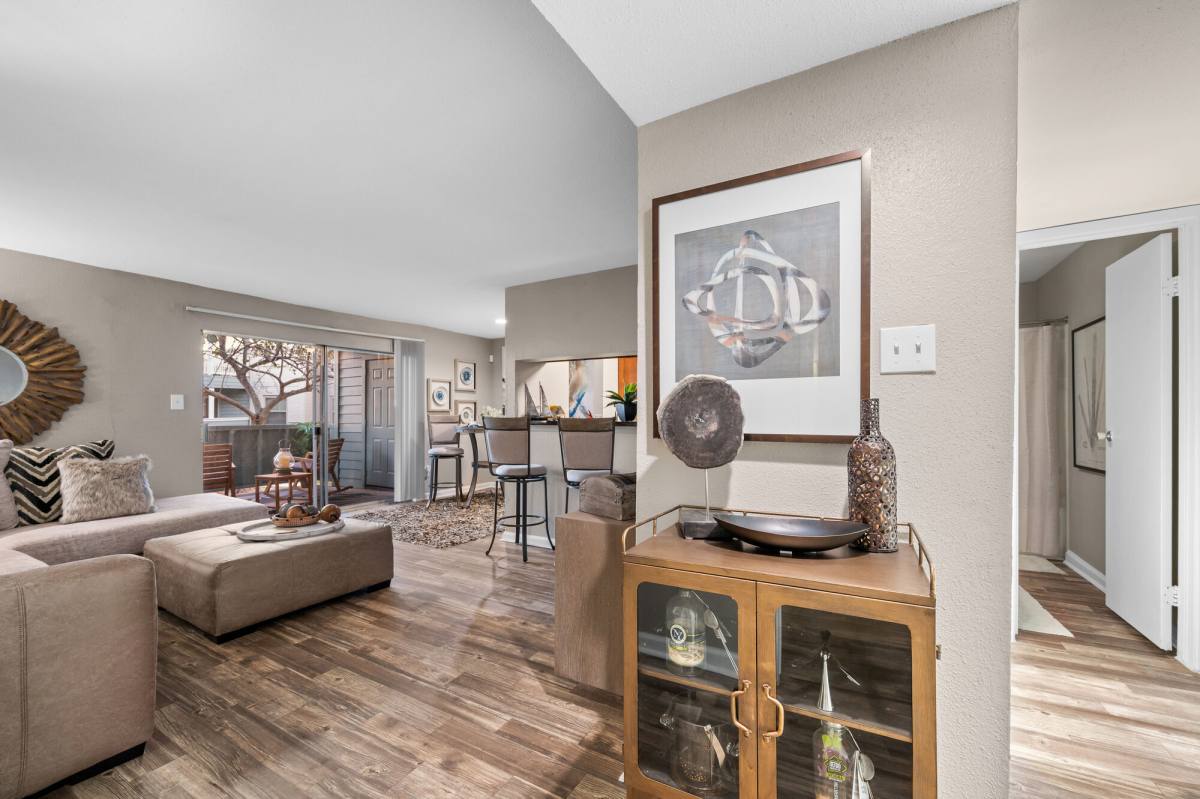 Apartment for rent at Lakeside at Campeche, 3102 Cove View Blvd, Galveston, TX 77554