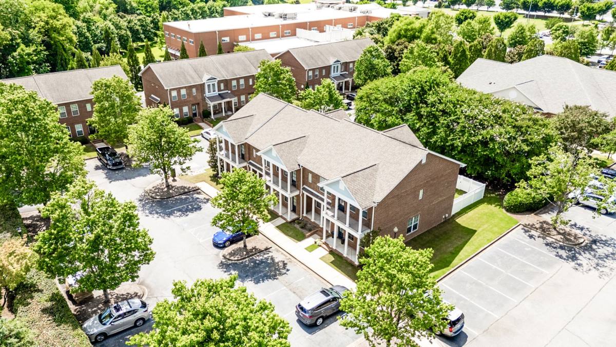 Townhouse for rent at 314 S Pine St, Spartanburg, SC 29302