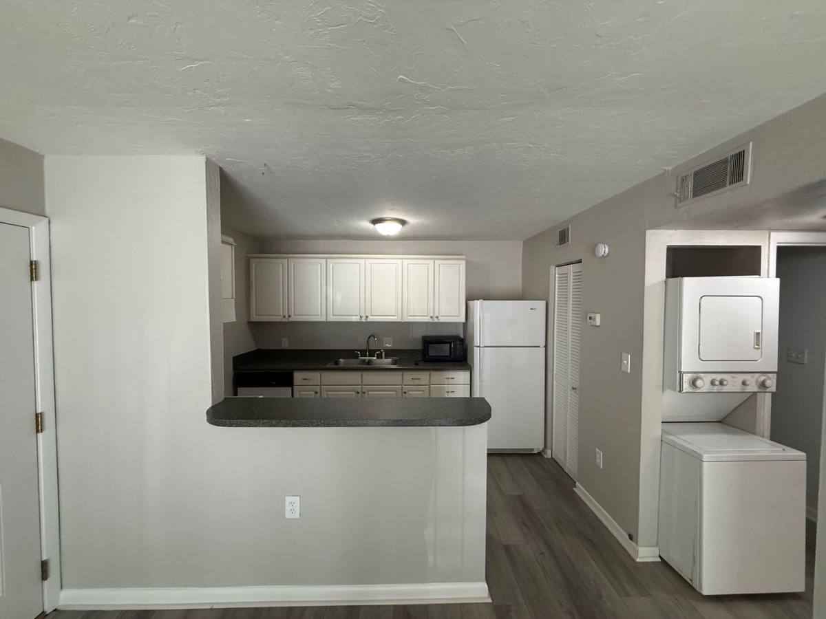 Condo for rent at 1035 SW 9th St, Gainesville, FL 32601