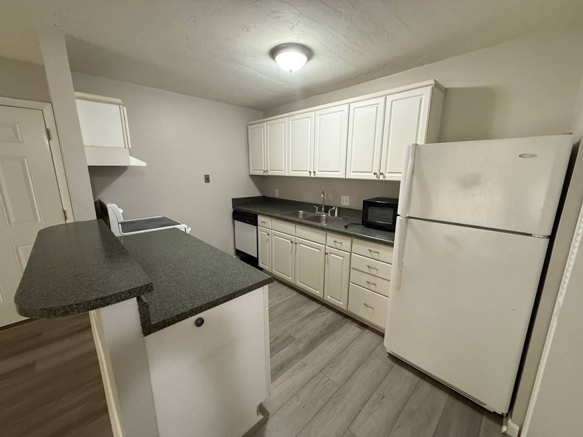 Condo for rent at 1035 SW 9th St, Gainesville, FL 32601