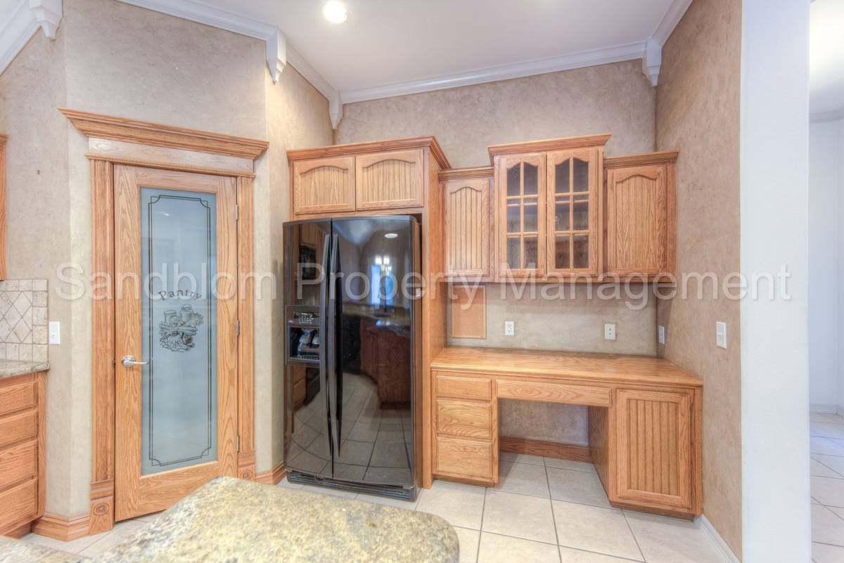 House for rent at 1521 N 20th St, Broken Arrow, OK 74012