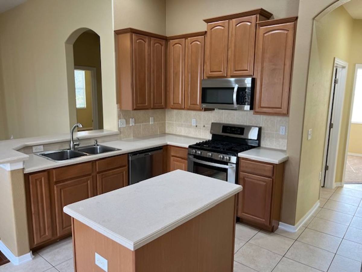 House for rent at 1046 Napolean Way, Wesley Chapel, FL 33544