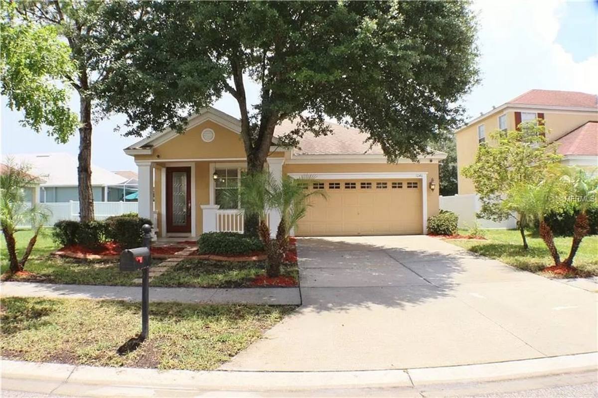 House for rent at 1046 Napolean Way, Wesley Chapel, FL 33544