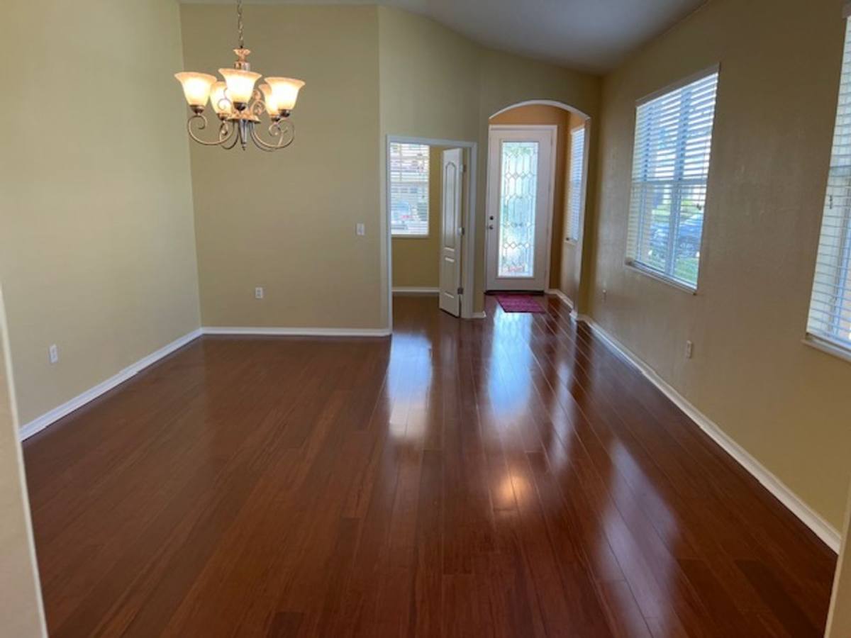 House for rent at 1046 Napolean Way, Wesley Chapel, FL 33544