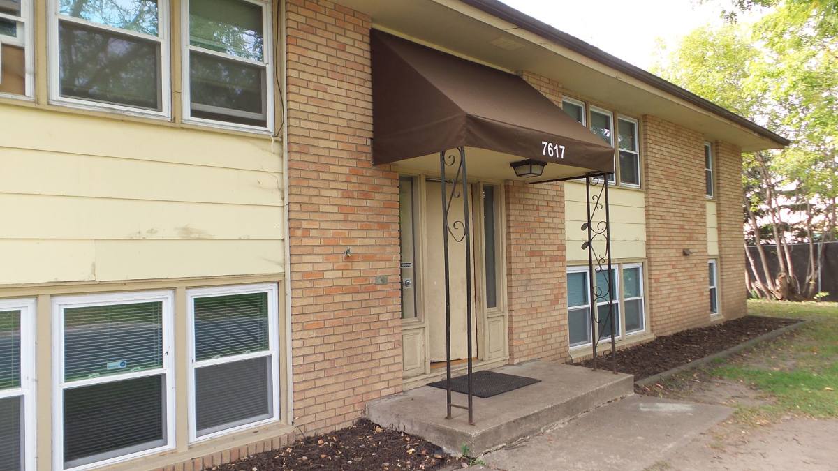 Apartment for rent at 7617 69th Ave N, Minneapolis, MN 55428