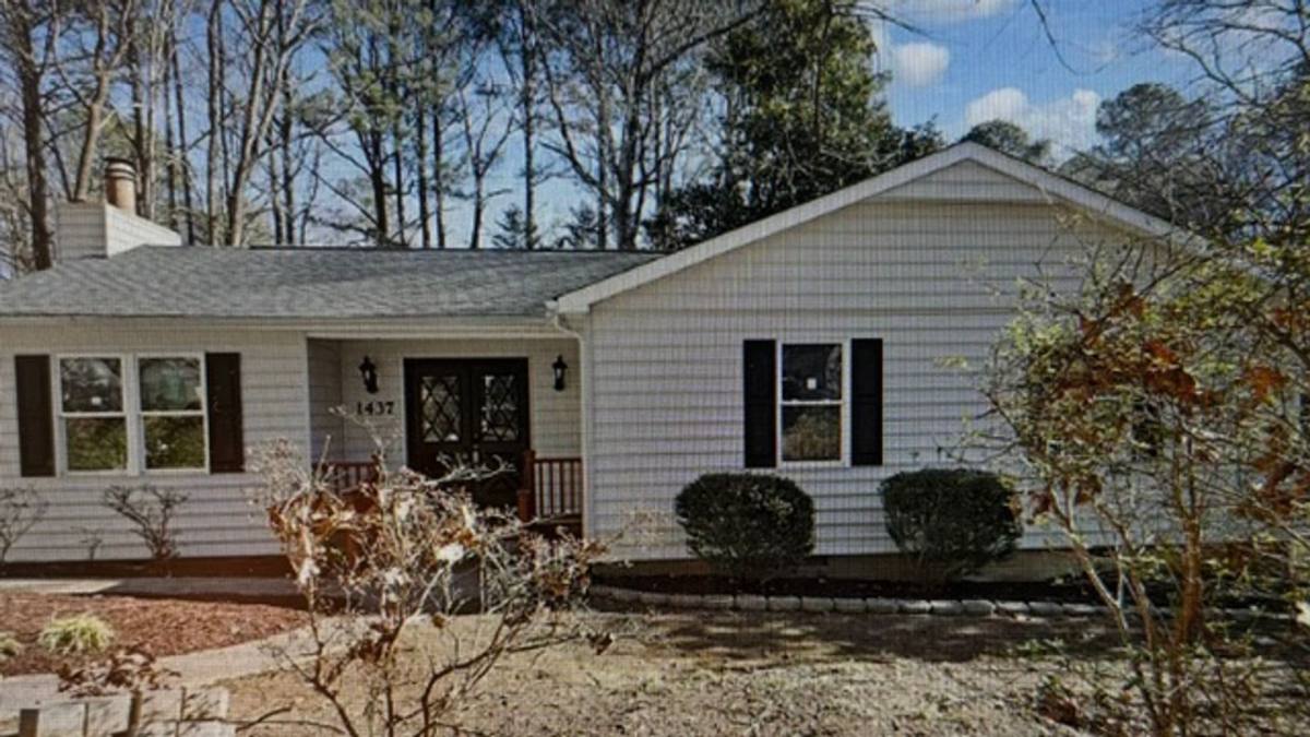 House for rent at 1437 Huntly Court, Cary, NC 27511