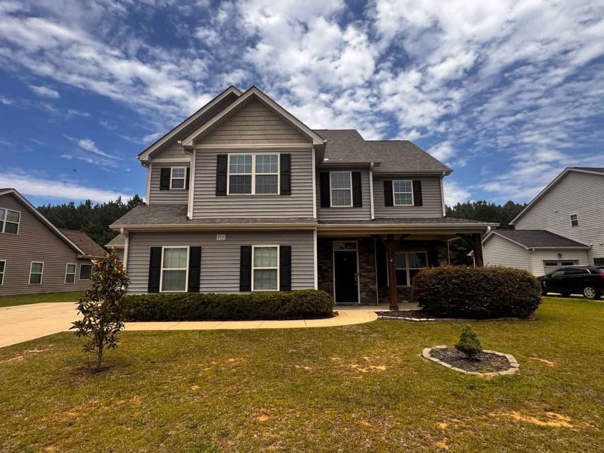 House for rent at 717 St Johns Loop, Raeford, NC 28376