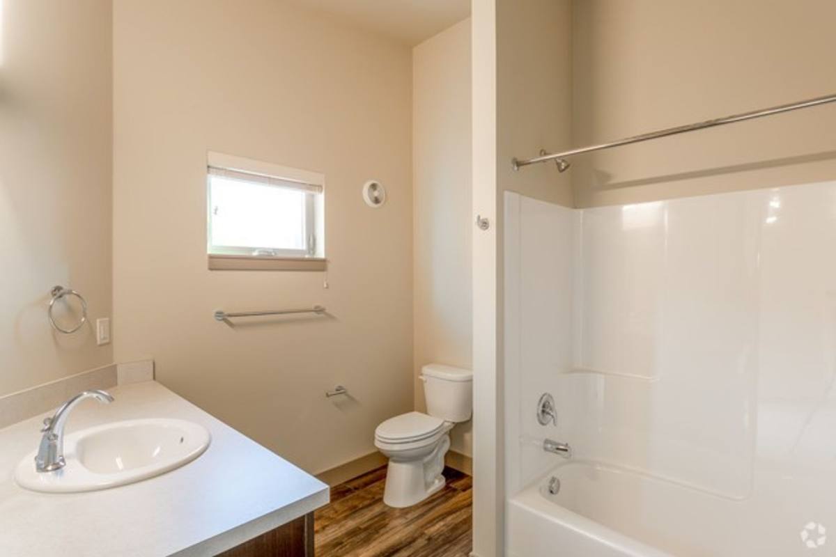 Apartment for rent at 315 E Coeur D'alene Lake Dr, Coeur D Alene, ID 83814