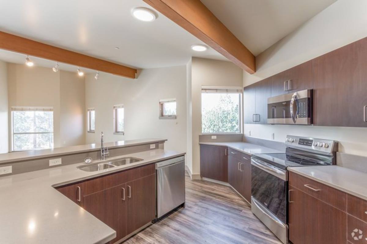 Apartment for rent at 315 E Coeur D'alene Lake Dr, Coeur D Alene, ID 83814