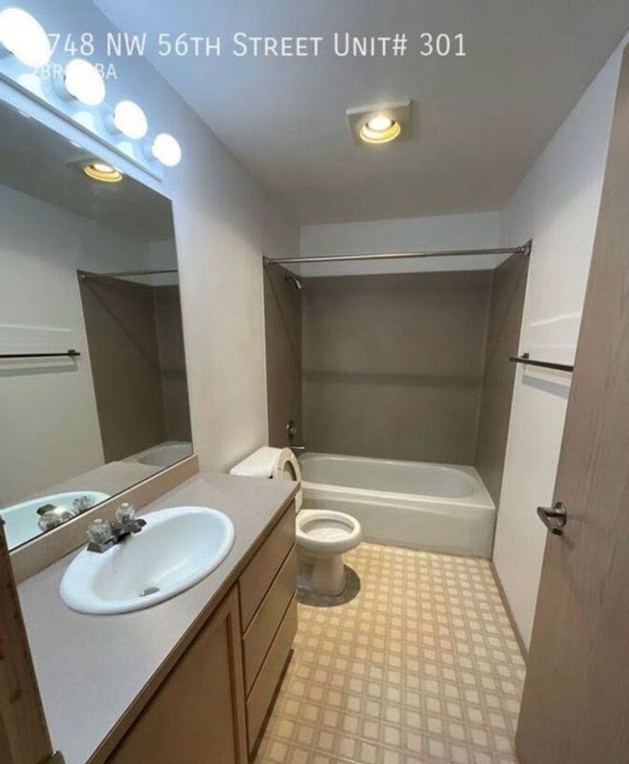 Apartment for rent at 1748 NW 56th St, Seattle, WA 98107