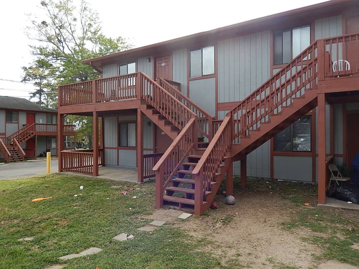 Apartment for rent at 303 S Lipona Rd, Tallahassee, FL 32304