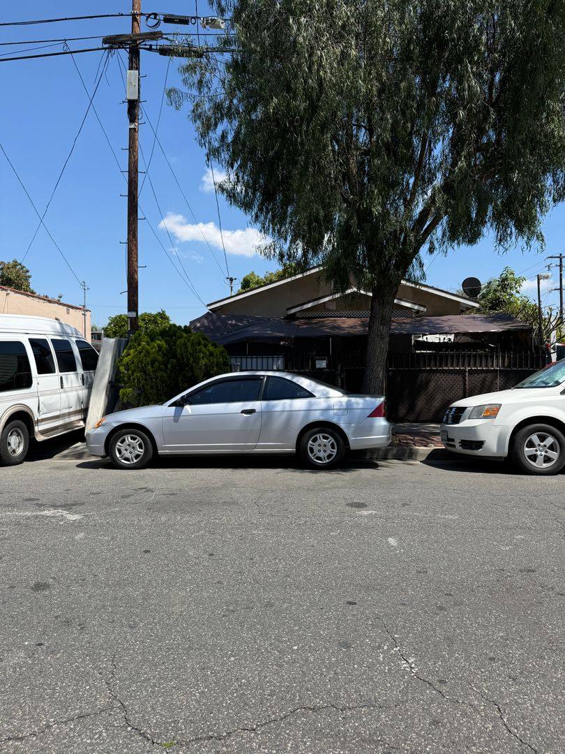 Apartment for rent at 7400 Roseberry Ave, Huntington Park, CA 90255