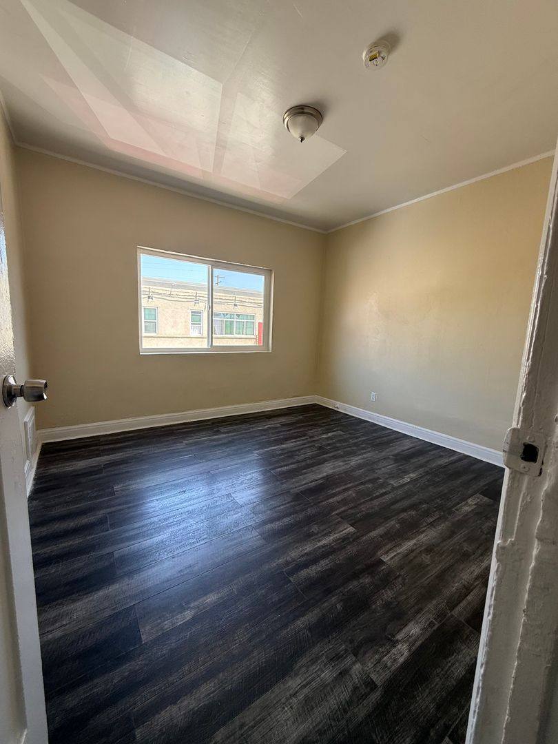 Apartment for rent at 2225 Michigan Ave, Los Angeles, CA 90033
