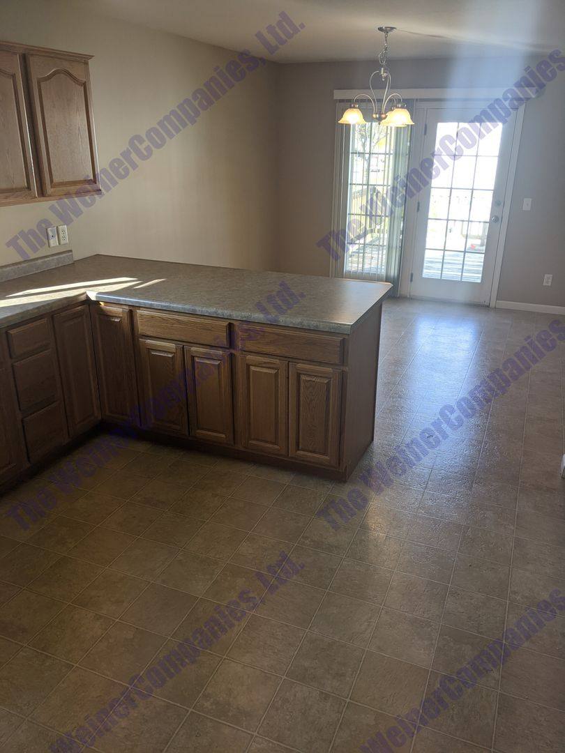 House for rent at 201 Red Bud Dr, Mahomet, IL 61853