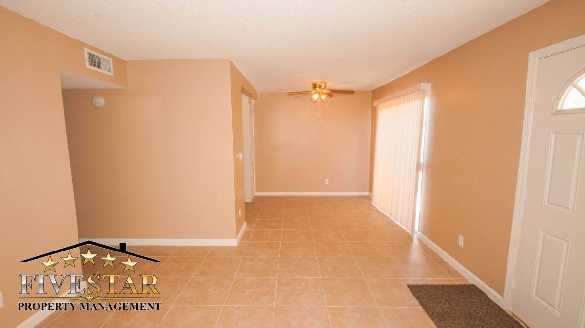 Apartment for rent at 3017 Q St A-C, Bakersfield, CA 93301