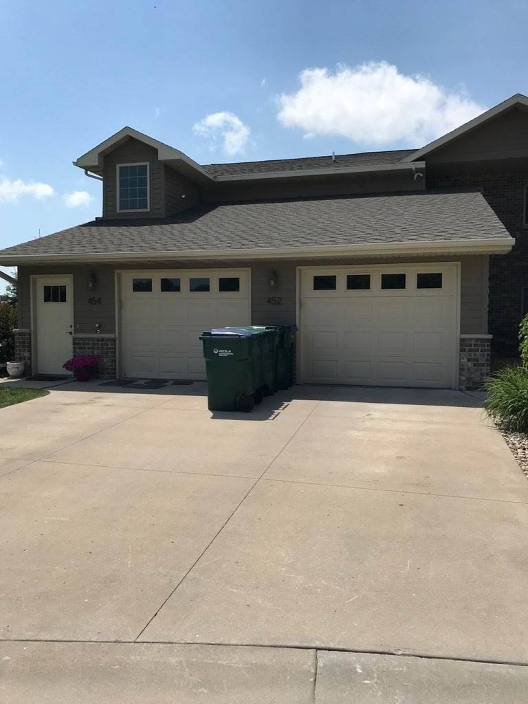 Apartment for rent at 1275, 1319, 1327 & 1339 W Beau Ryan Court, Appleton, WI 54913