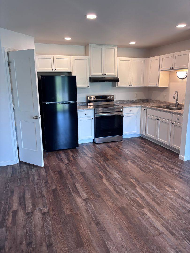 Apartment for rent at 1214 Mosinee Ave, Mosinee, WI 54455