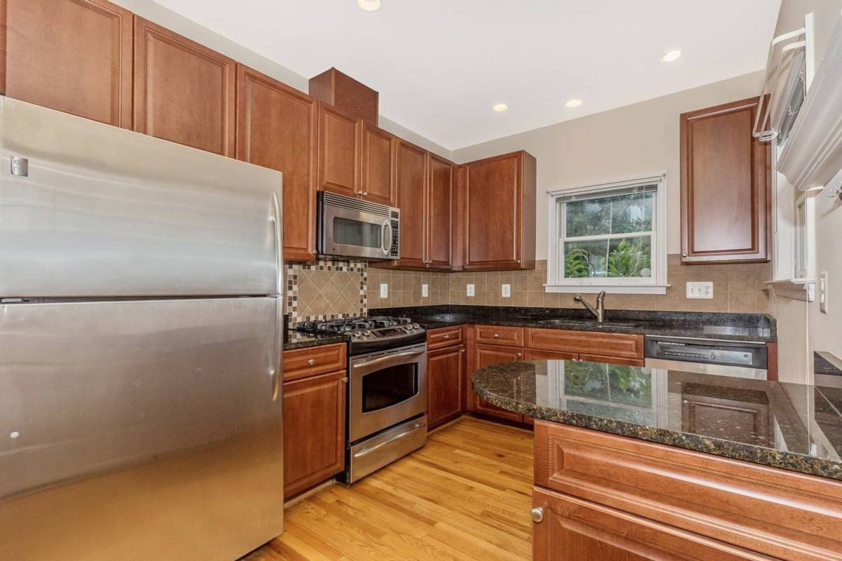 House for rent at 7 W S St, Frederick, MD 21701