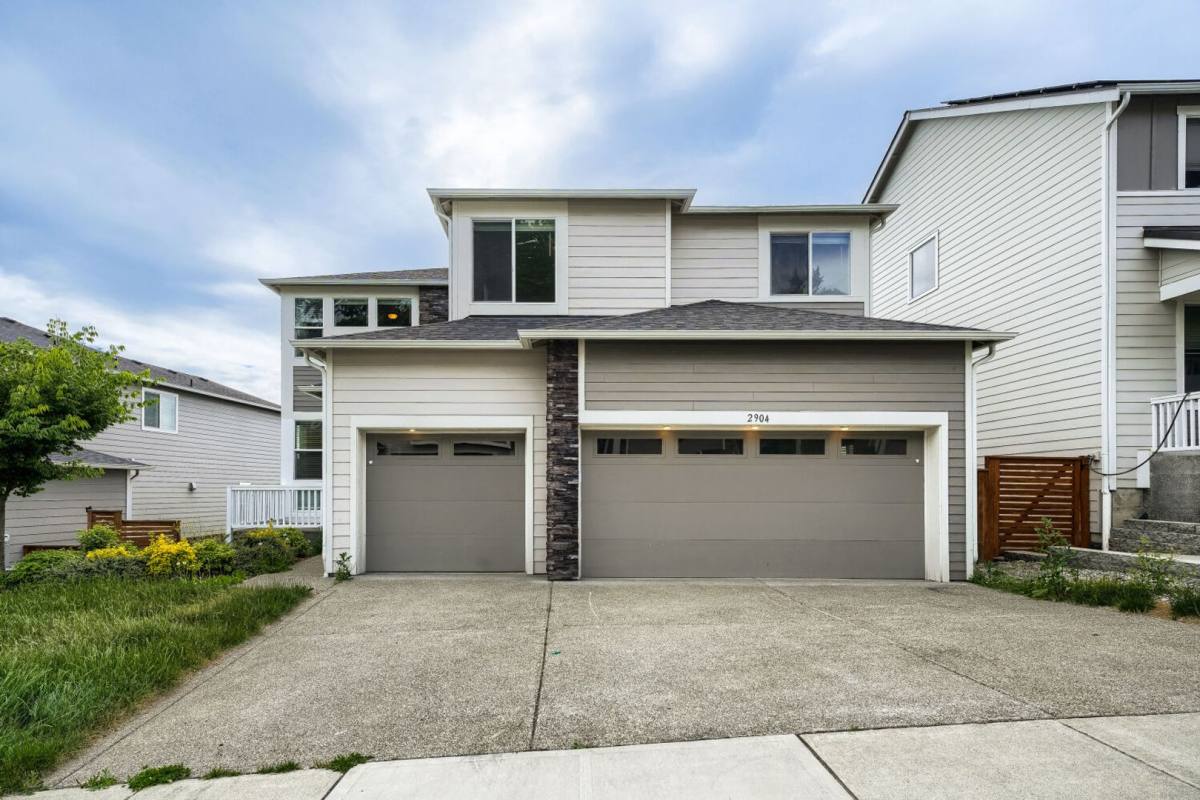 House for rent at 2904 83rd Ave Court E, Puyallup, WA 98371