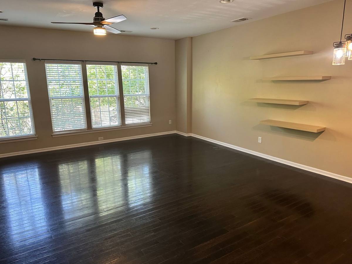 Townhouse for rent at 234 W Bland St, Charlotte, NC 28203