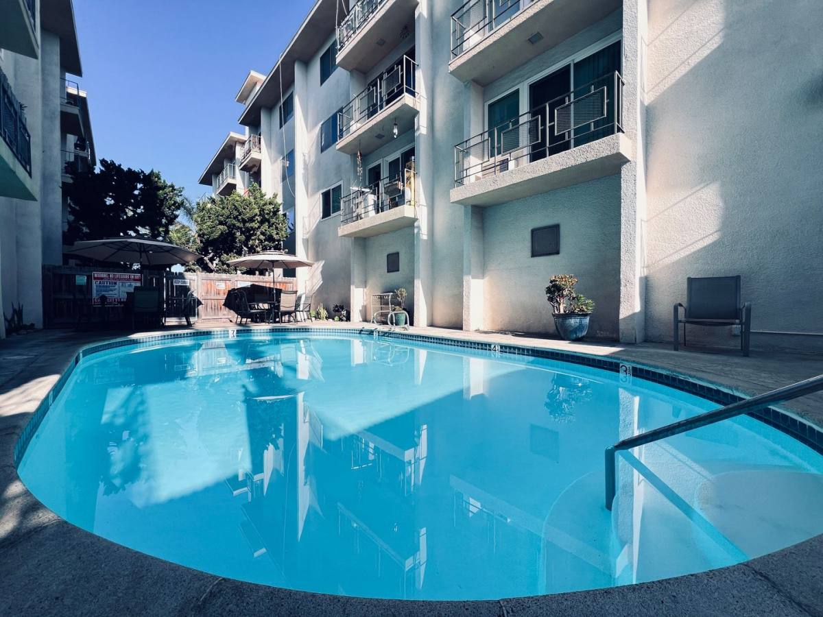 Condo for rent at 3431 Park Blvd, San Diego, CA 92103