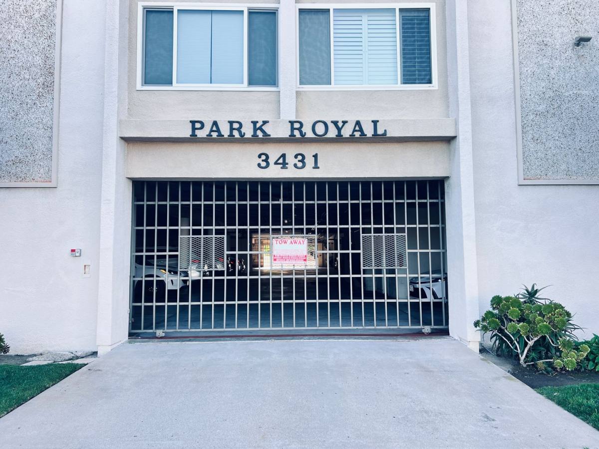 Condo for rent at 3431 Park Blvd, San Diego, CA 92103