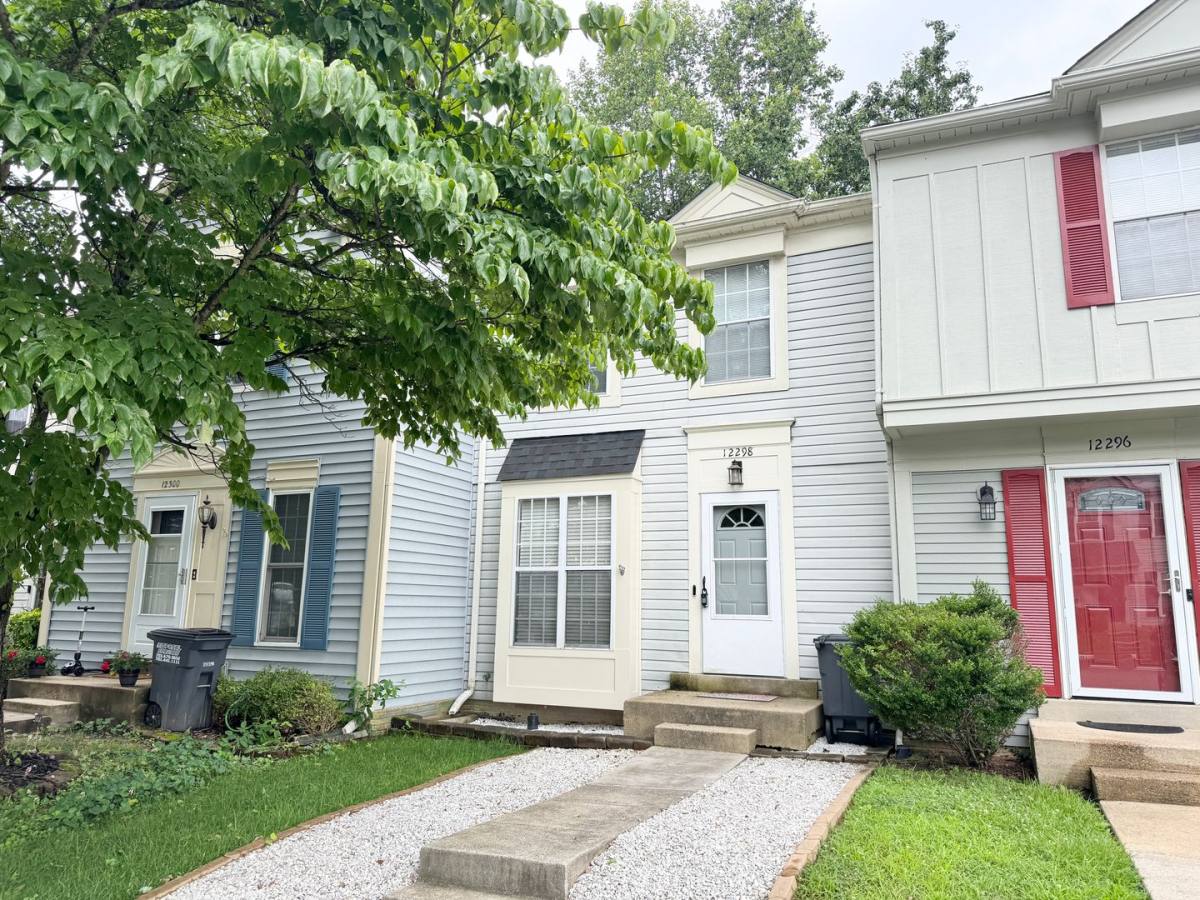 Townhouse for rent at 12298 Granada Way, Woodbridge, VA 22192