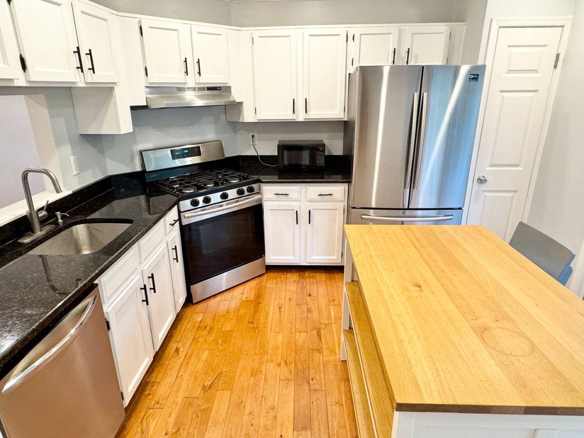 Townhouse for rent at 12298 Granada Way, Woodbridge, VA 22192