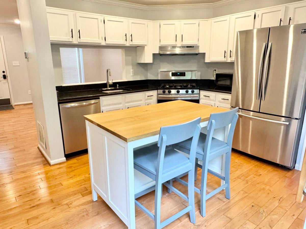 Townhouse for rent at 12298 Granada Way, Woodbridge, VA 22192