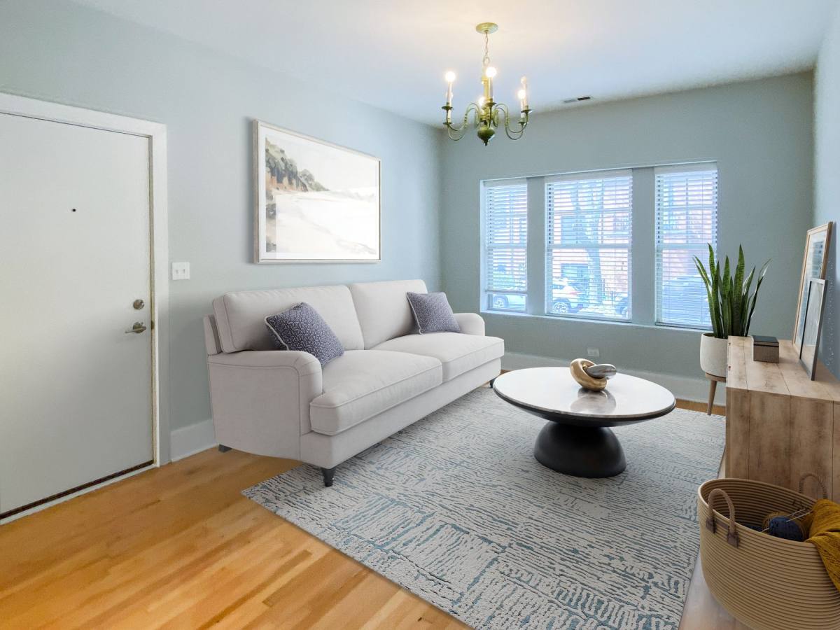 Apartment for rent at 1849 W Cornelia Ave, Chicago, IL 60657