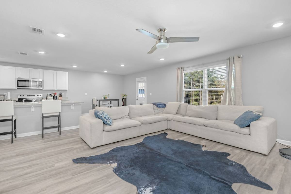 House for rent at 8686 Pathstone Blvd, Pensacola, FL 32526
