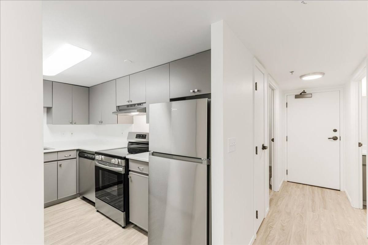 Apartment for rent at 1415 SW Park Ave, Portland, OR 97201