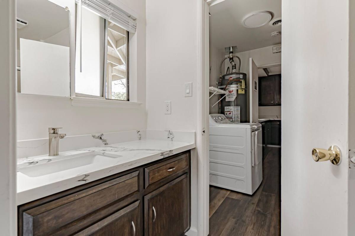 Apartment for rent at 1010 - 1012 Drummond Ave, Davis, CA 95618