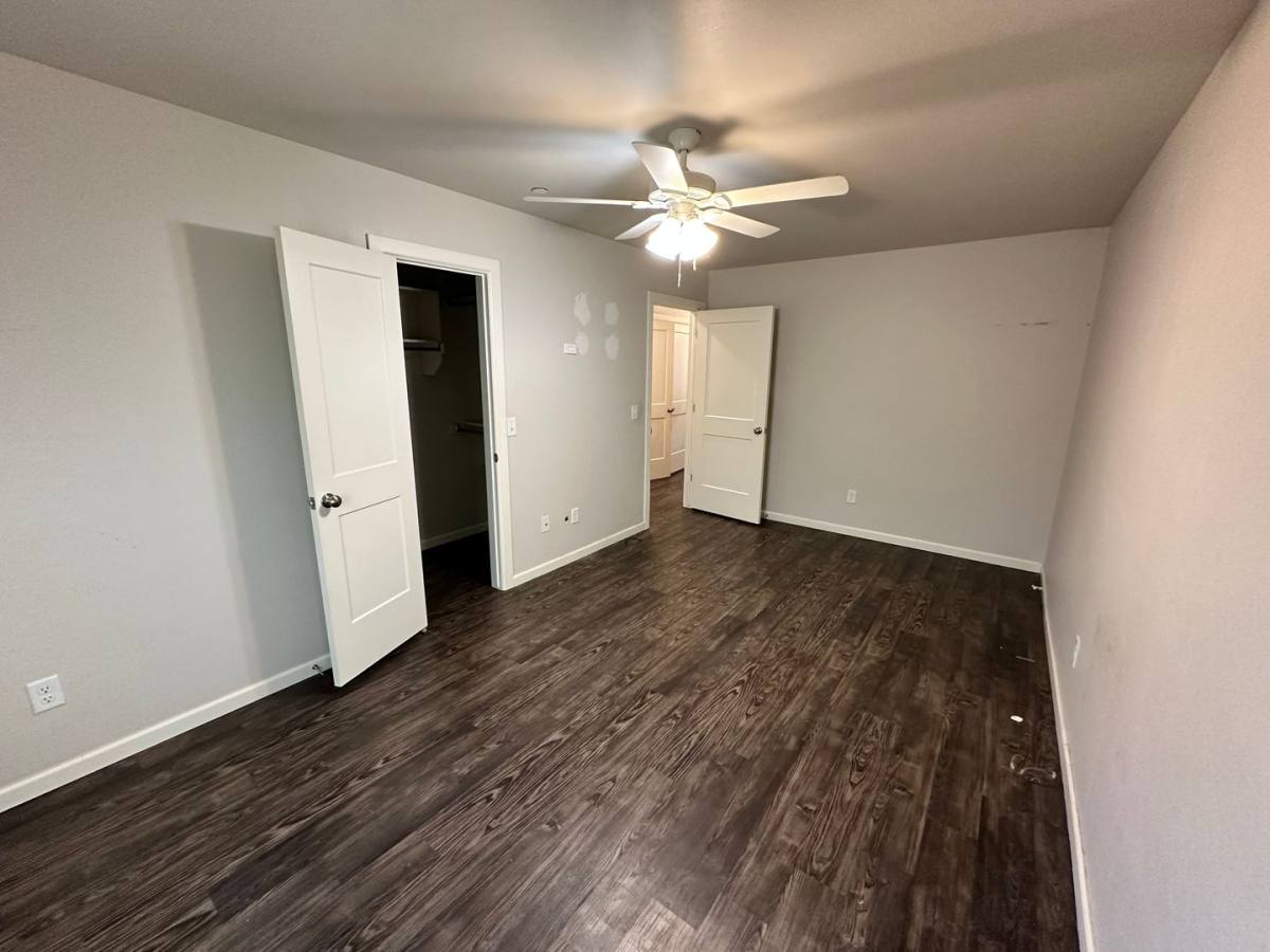House for rent at 411 Summit Ridge Dr, Oklahoma City, OK 73114