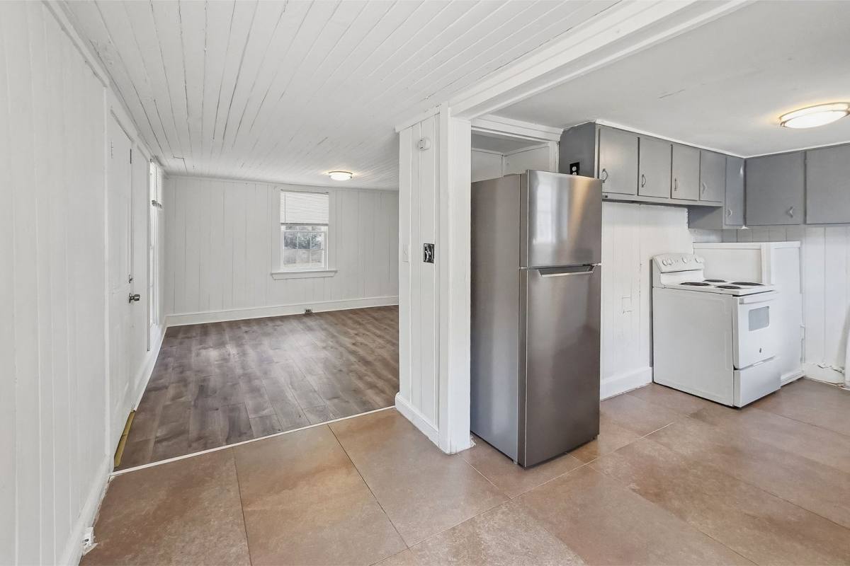 House for rent at 1547 Joyner Ave SE, Marietta, GA 30060