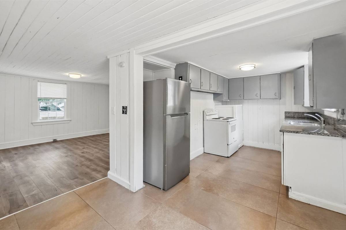 House for rent at 1547 Joyner Ave SE, Marietta, GA 30060
