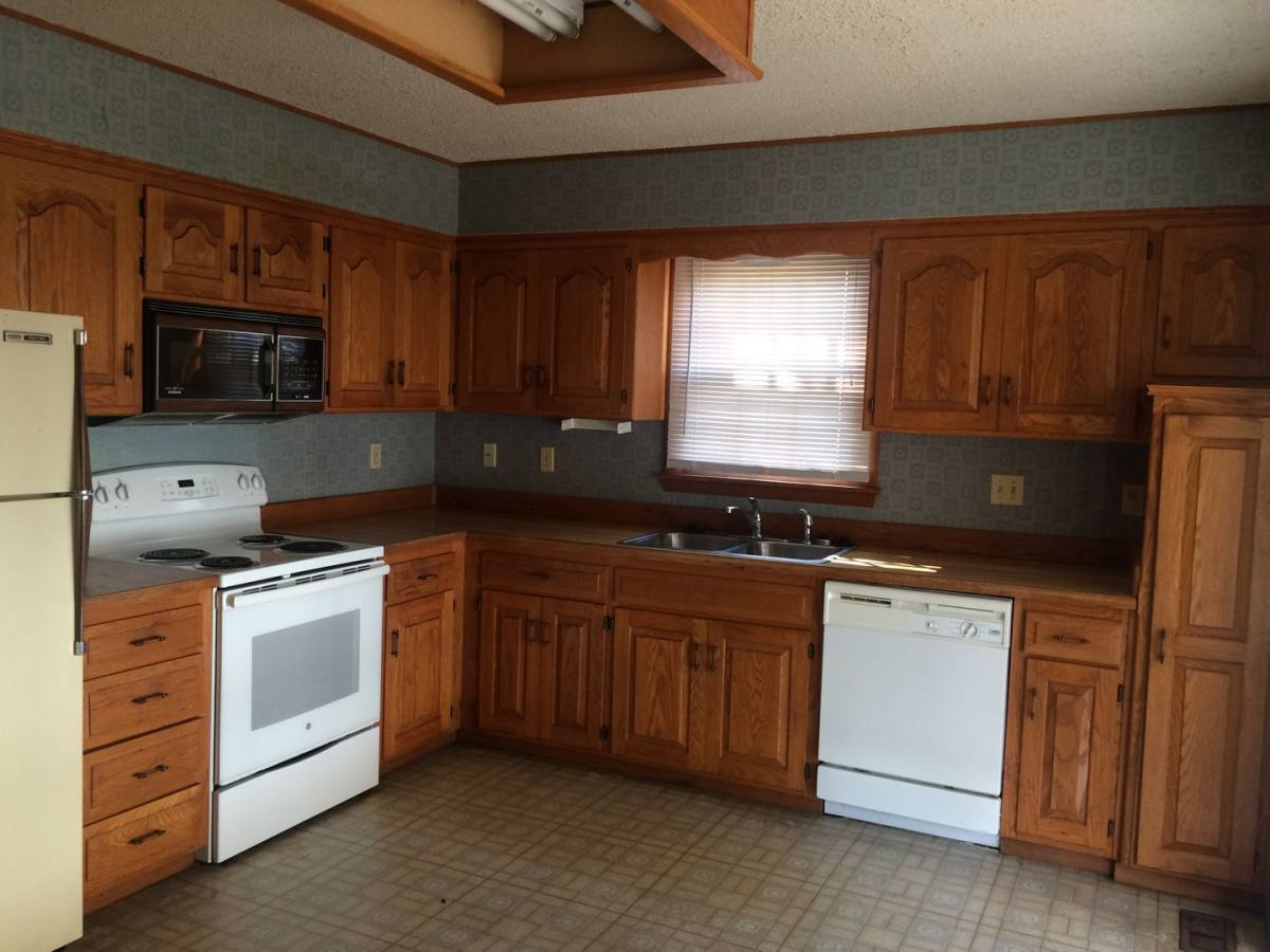 Apartment for rent at 210 202 E, Eudora, KS 66025